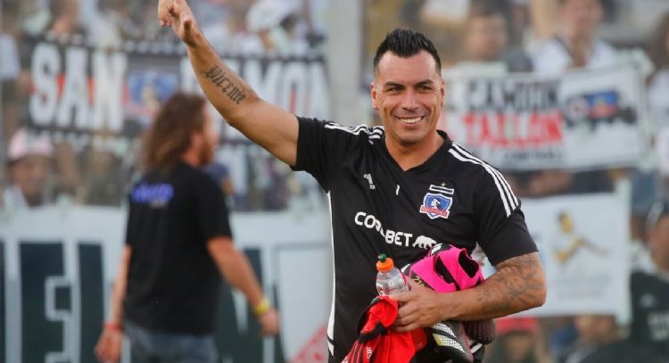Regresa a sus 44 años: el club chileno que marcará el retorno de Esteban Paredes al profesionalismo